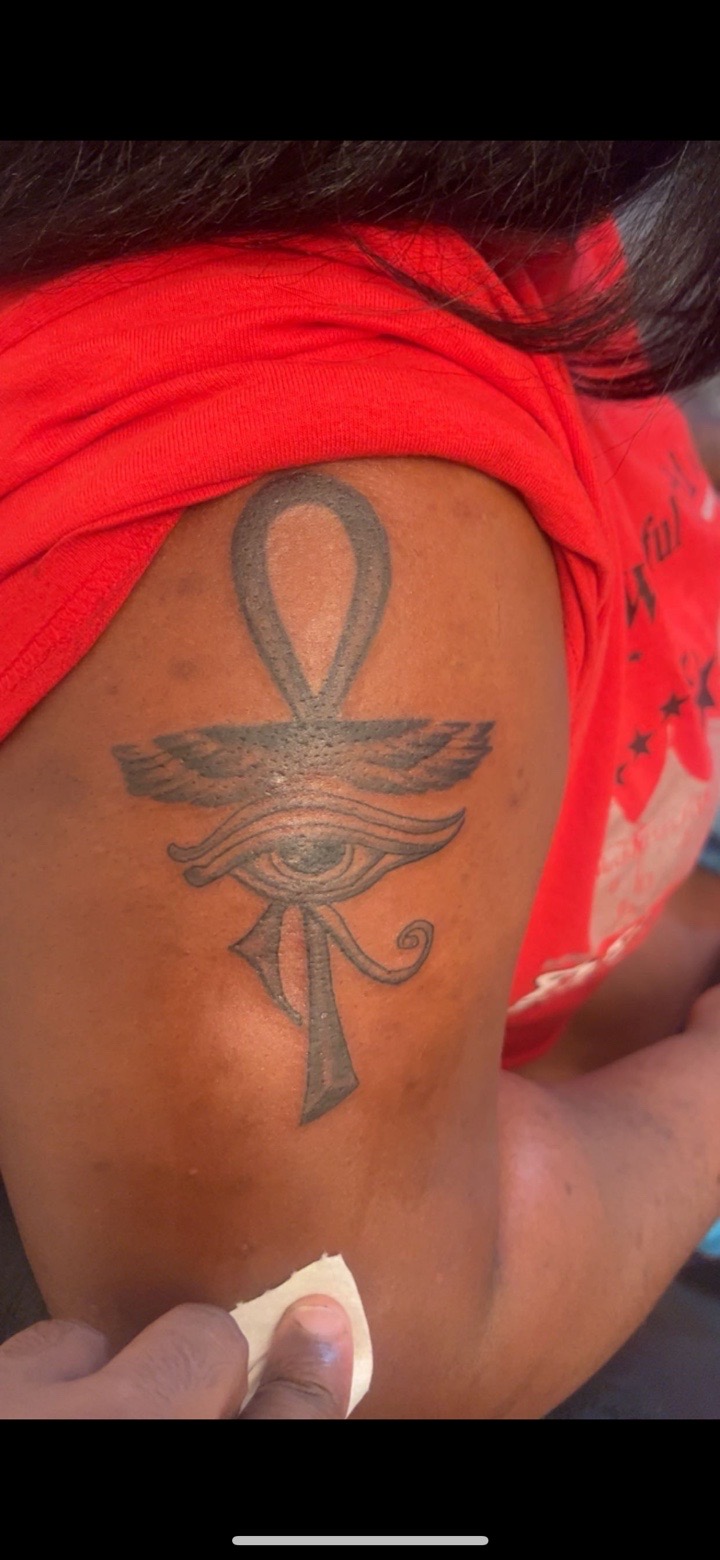 Tattoo by 6hosted on TattMe