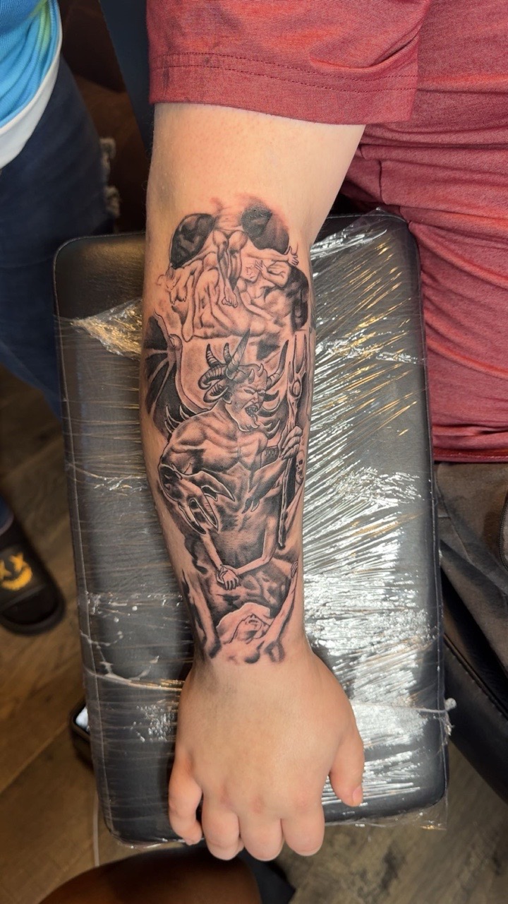 Tattoo by 6hosted on TattMe