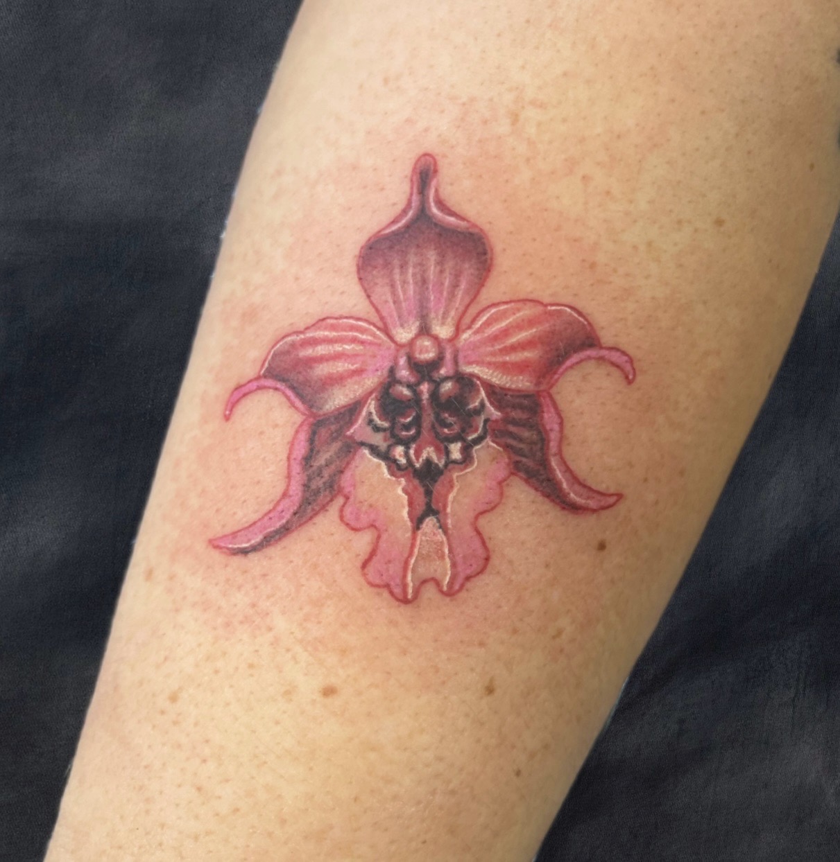 Color + Floral floral tattoo by Adriana on TattMe
