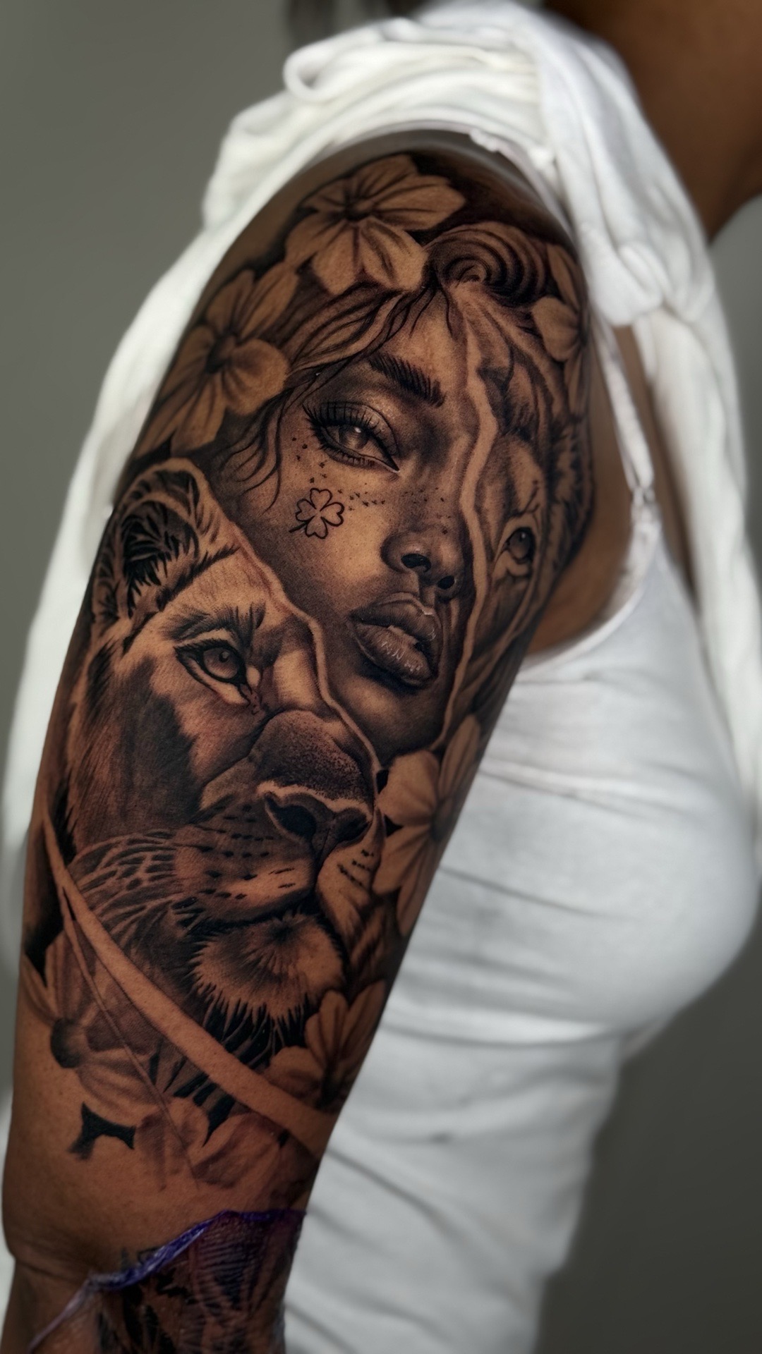 Black & Grey + Realism woman tattoo on Upper Arm by Randy_SaVaage on TattMe