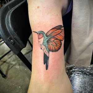 Color + Neo-Traditional hummingbird tattoo on Upper Arm by Ink_Junkie on TattMe