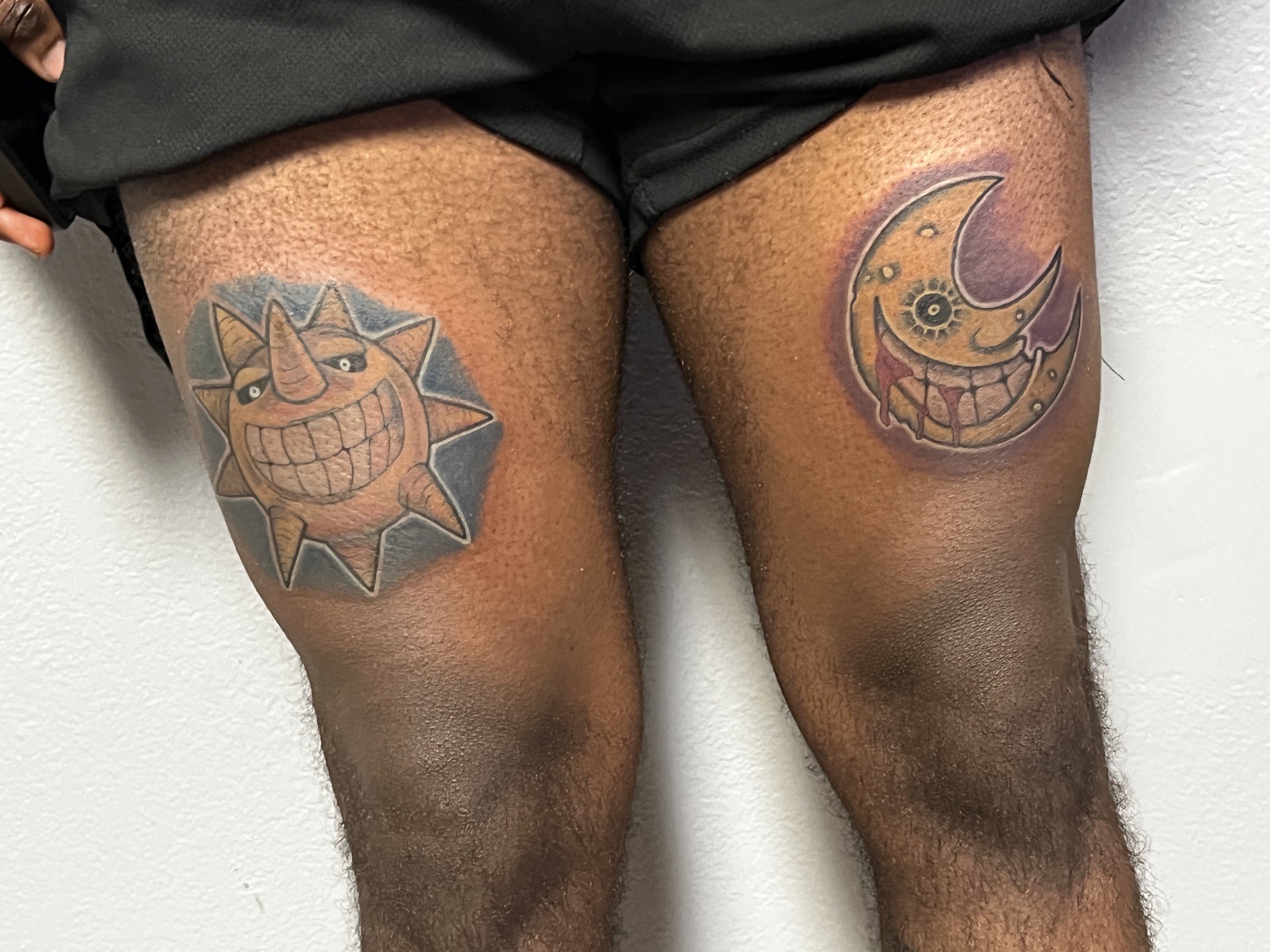 Color + Illustrative sun tattoo on Thigh by Kiwi on TattMe