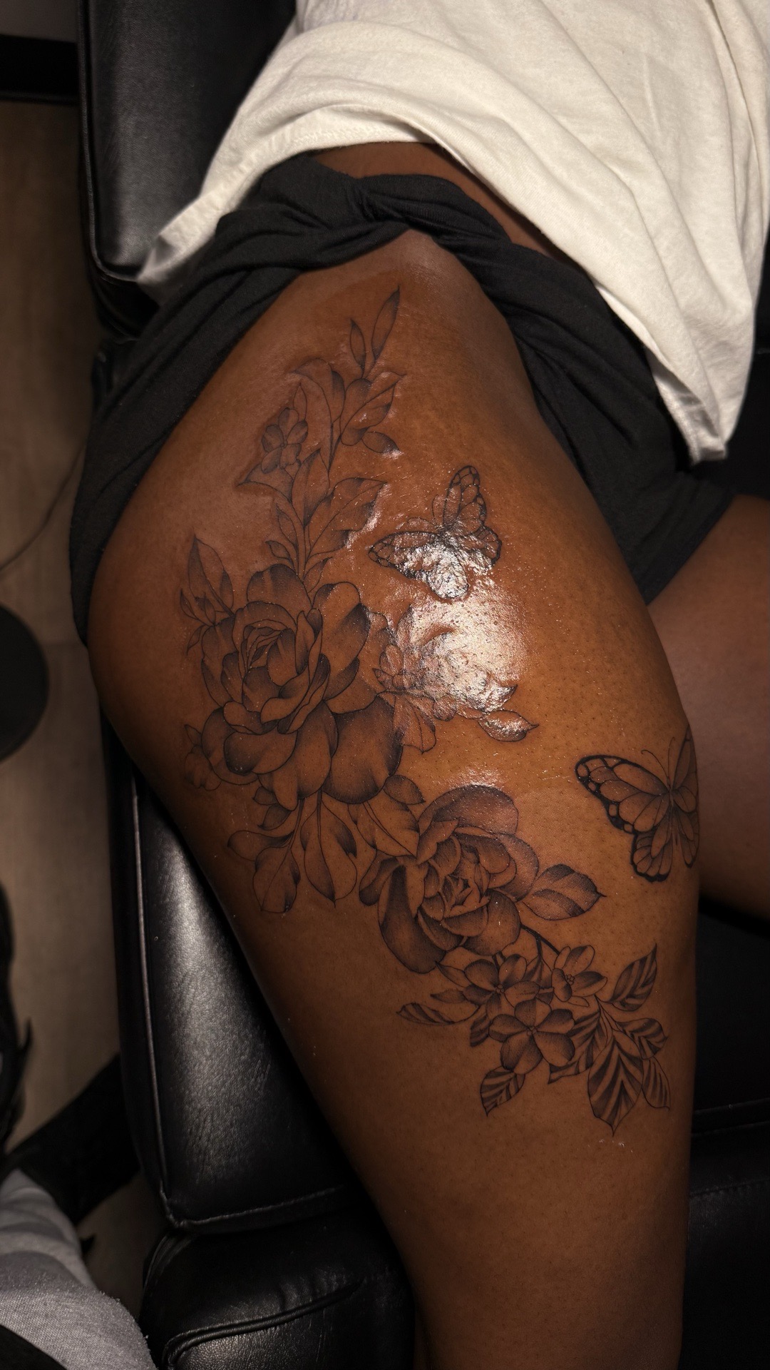 Fine Line + Black & Grey roses tattoo on Thigh by tattoo.banditt on TattMe