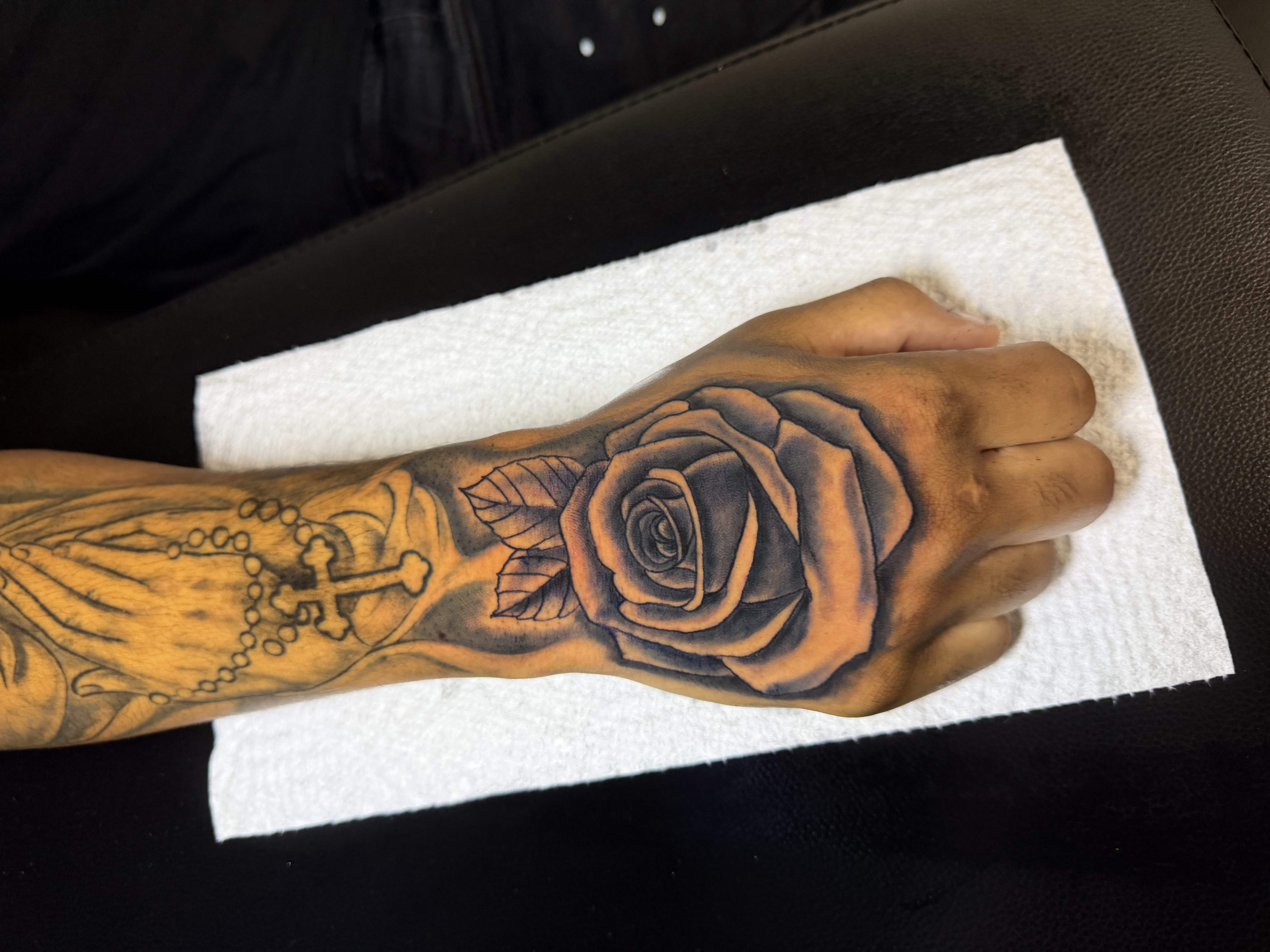 Black & Grey + Floral rose tattoo on Hand by TaeDavinci on TattMe