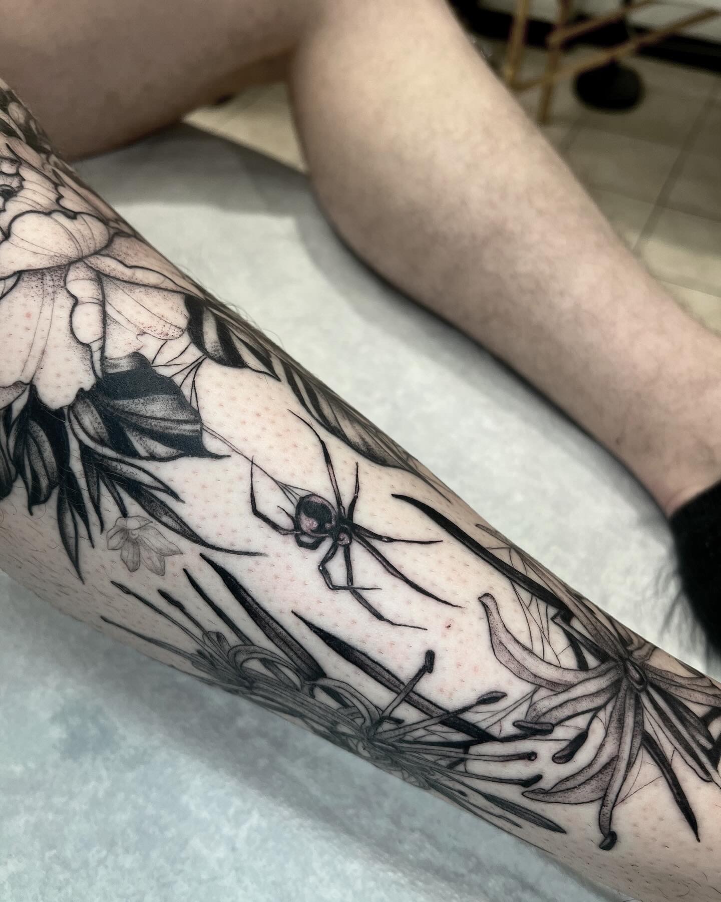 Black & Grey + Fine Line spider tattoo on Calf by Q_tattoo on TattMe