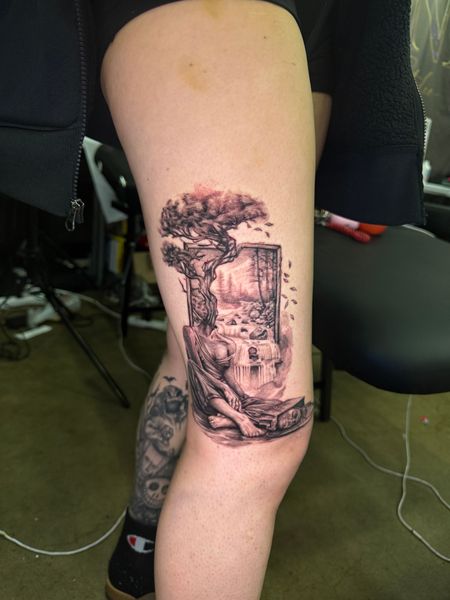 Black & Grey + Illustrative woman tattoo on Thigh by nayasTats on TattMe